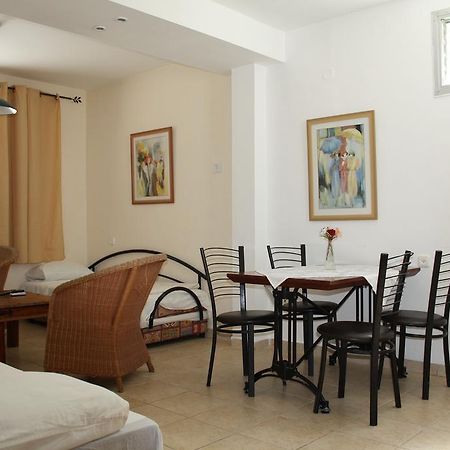 Ga'Aton Motel Naharija Exteriér fotografie