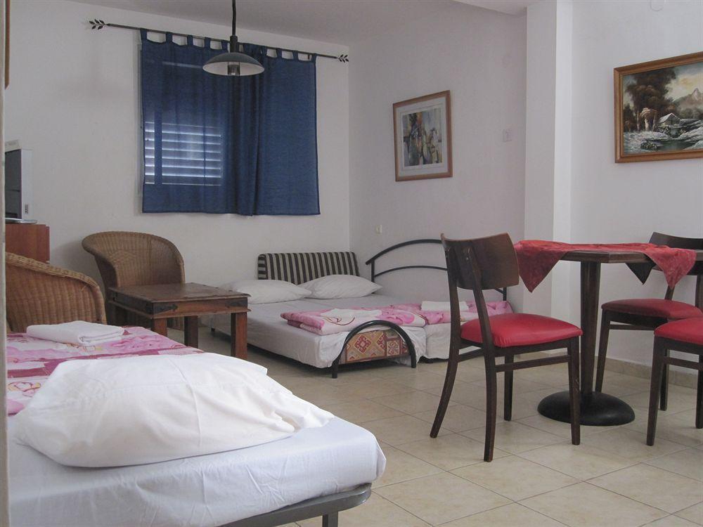 Ga'Aton Motel Naharija Exteriér fotografie