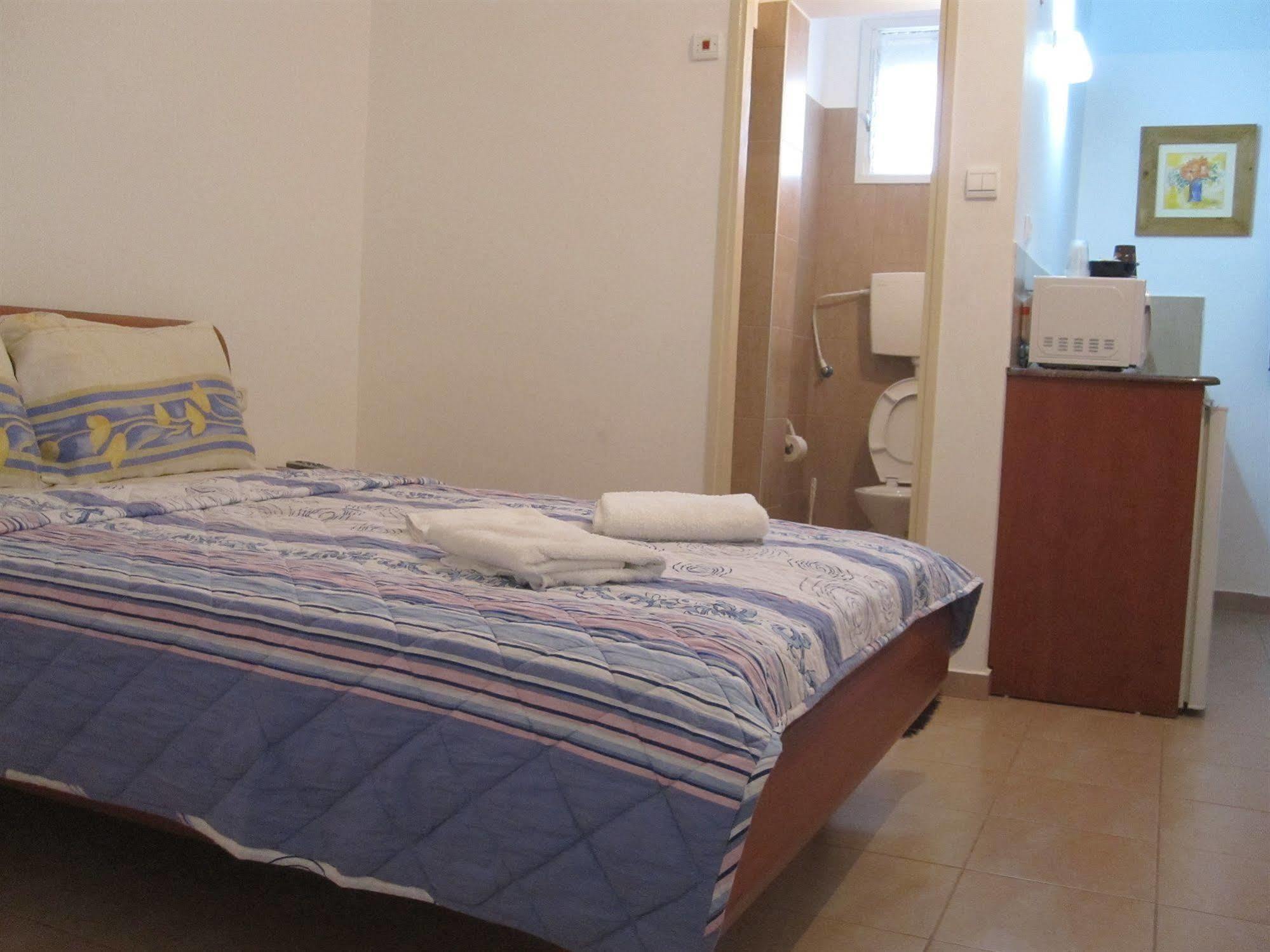 Ga'Aton Motel Naharija Exteriér fotografie