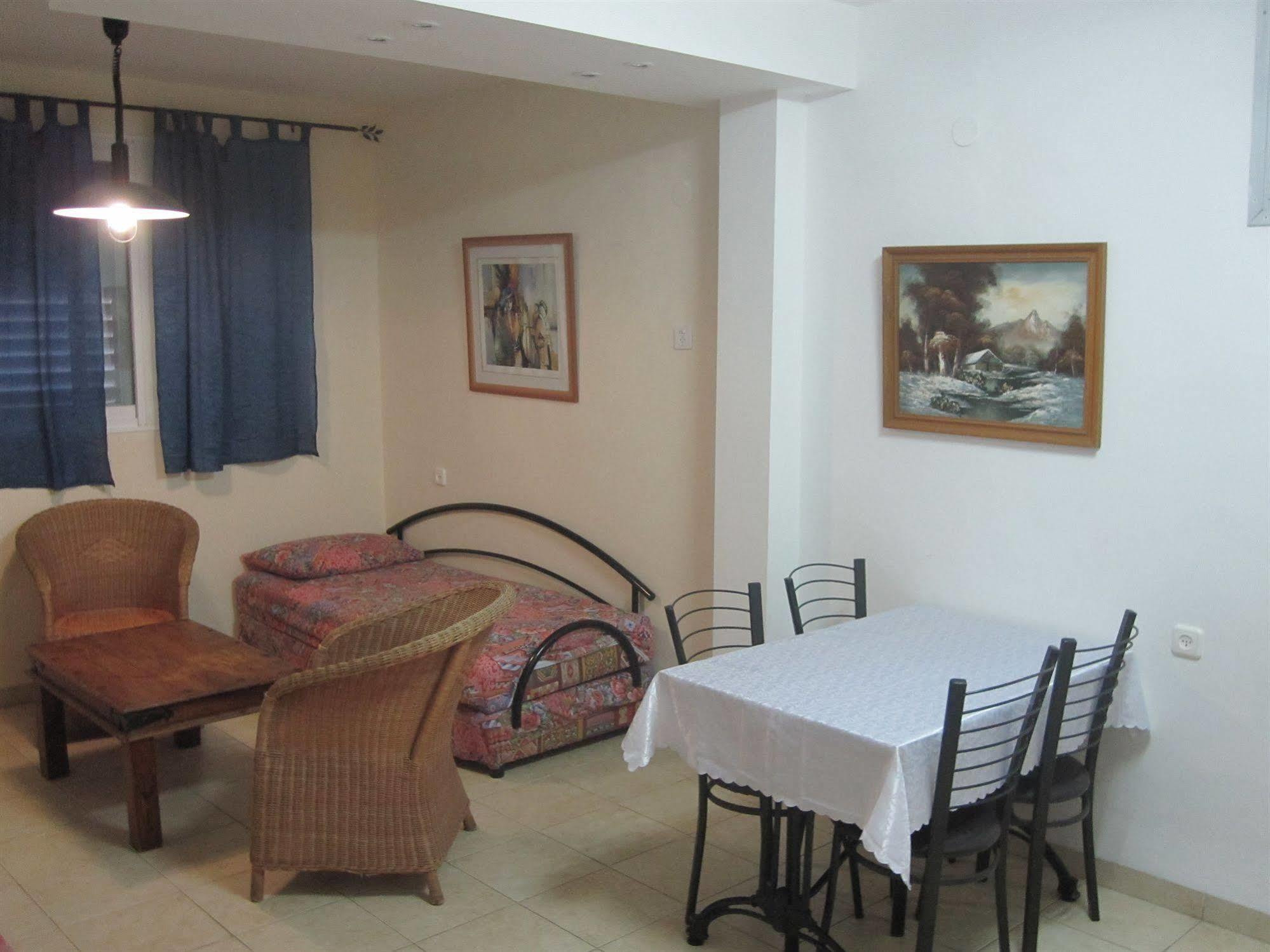 Ga'Aton Motel Naharija Exteriér fotografie